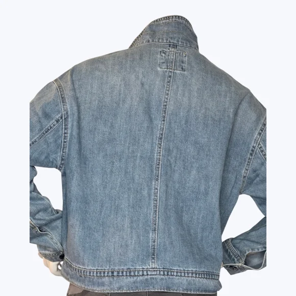 RISEN NWT Medium Wash Short Denim Jacket • Boxy Spring Layer • Size Small - Picture 4 of 9